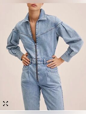 Mango BNWT Women’s Romper Jumpsuit Denim Light Acid Washed Small SOLD Out STYLE